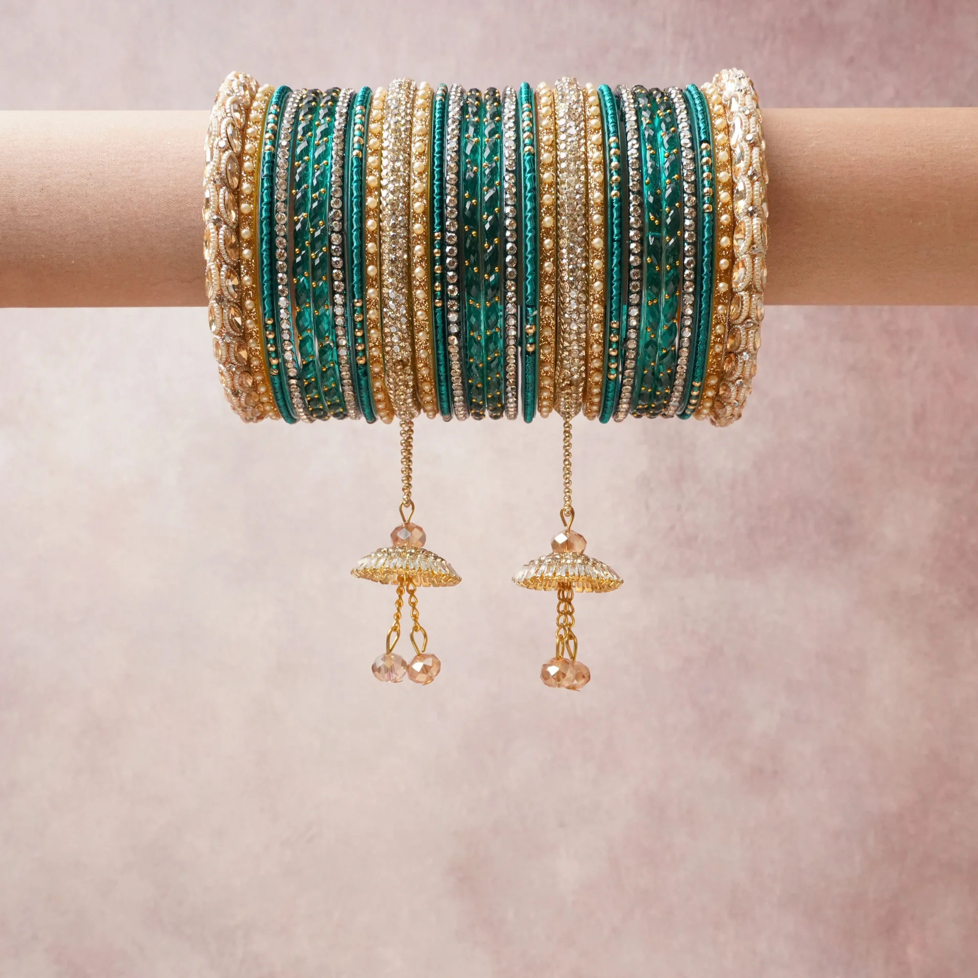 A commanding Teal anchors this beautiful set, enriched with accents of Gold, Ivory, Crystal that add depth and dimension.

Featuring a striking composition of Glass beads, gold-tone metal, rhinestones, pearls, this set carries intricate craftsmanship and strong presence. Grand in form, it is created for moments that deserve to be marked.