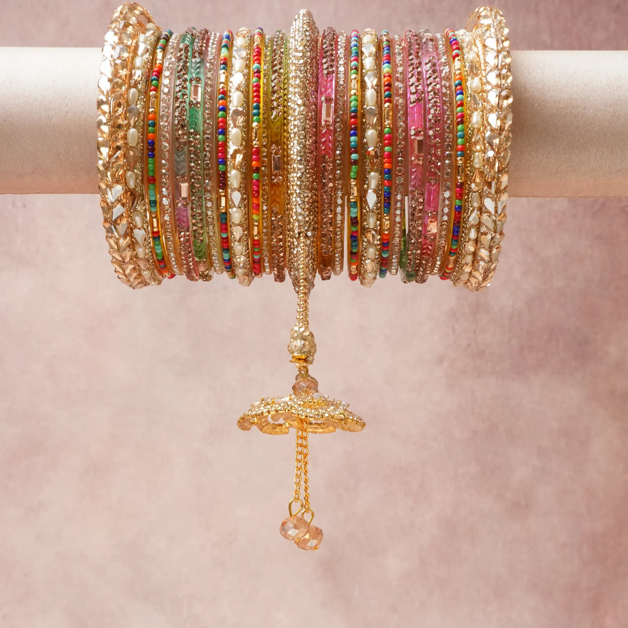 A commanding Multi colour anchors this beautiful set, enriched with accents of Gold that add depth and dimension.

Featuring a striking composition of gold-plated metal, crystal, glass beads, this set carries intricate craftsmanship and strong presence. Grand in form, it is created for moments that deserve to be marked.